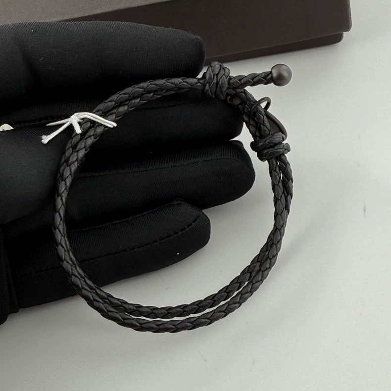 Bottega Veneta Lambskin Bracelet Classic Braided-4