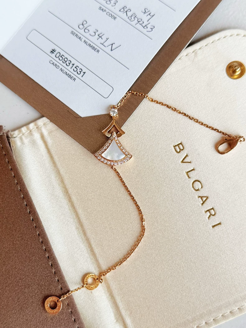 Bulgari DIVAS DREAM new rose gold full diamond white mother-of-pearl fan bracelet-2