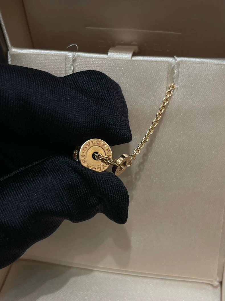 Bvlgari Rose Gold Diamond Waist Bracelet-3
