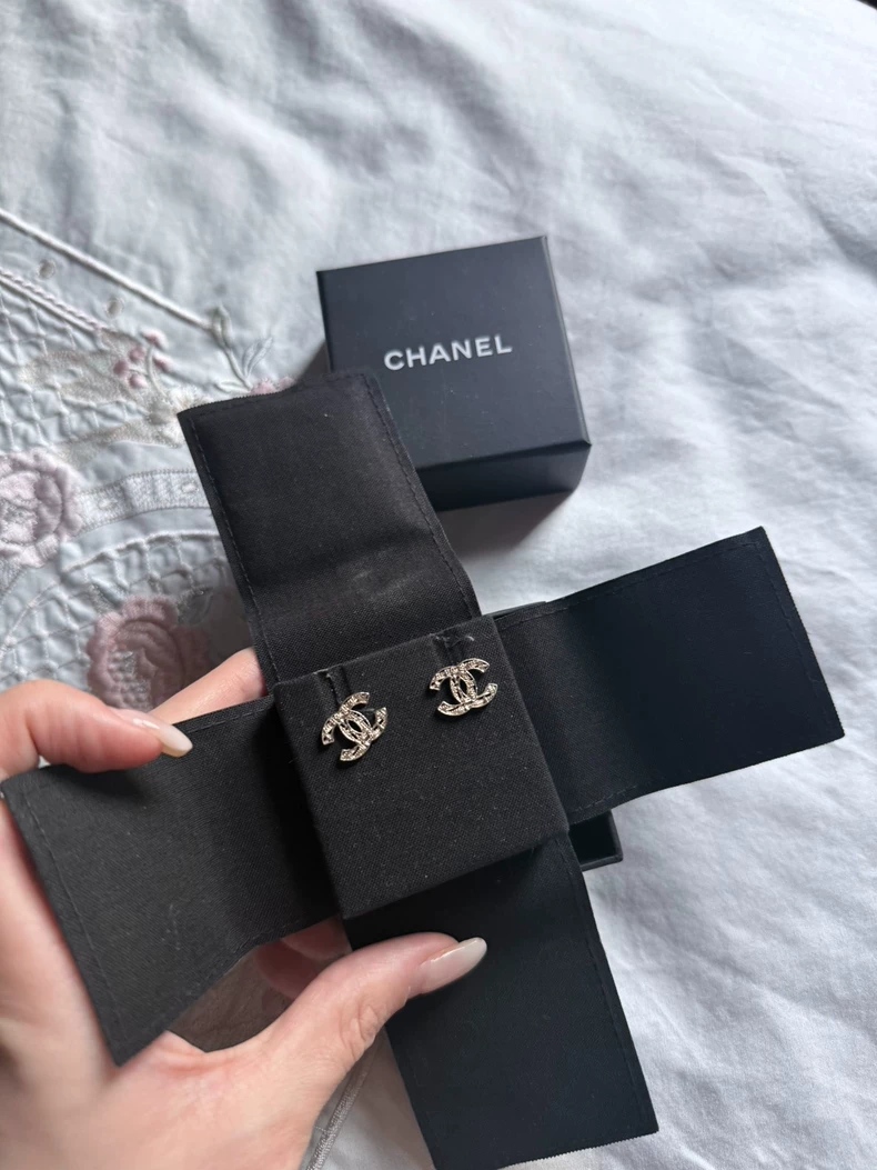 Chanel double stud earrings-2