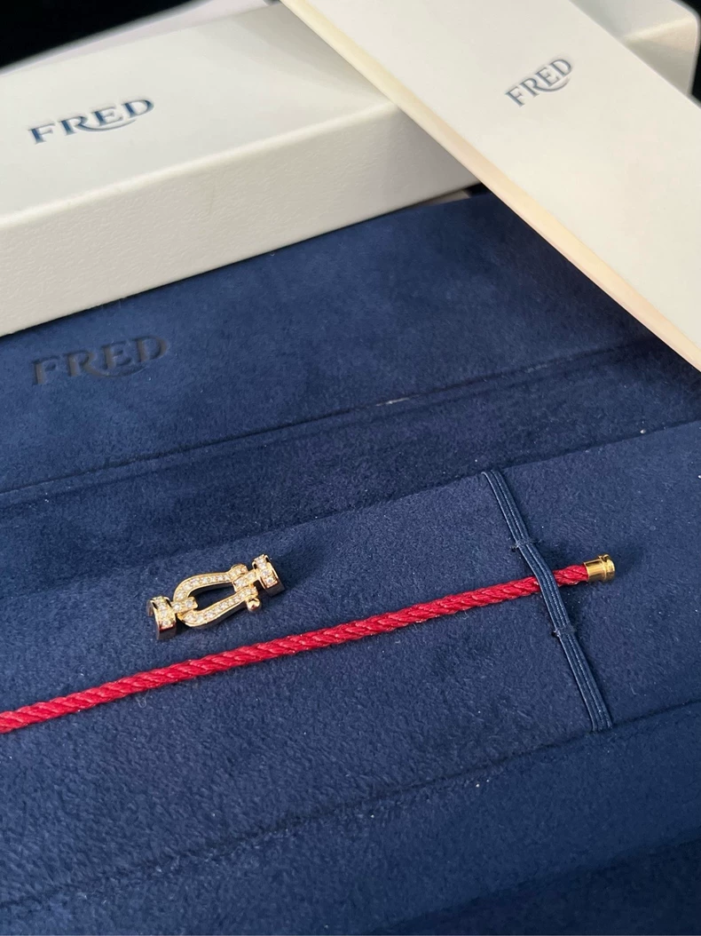 Fred Force 10 Yellow Gold Diamond Horseshoe Clasp Bracelet Medium-3