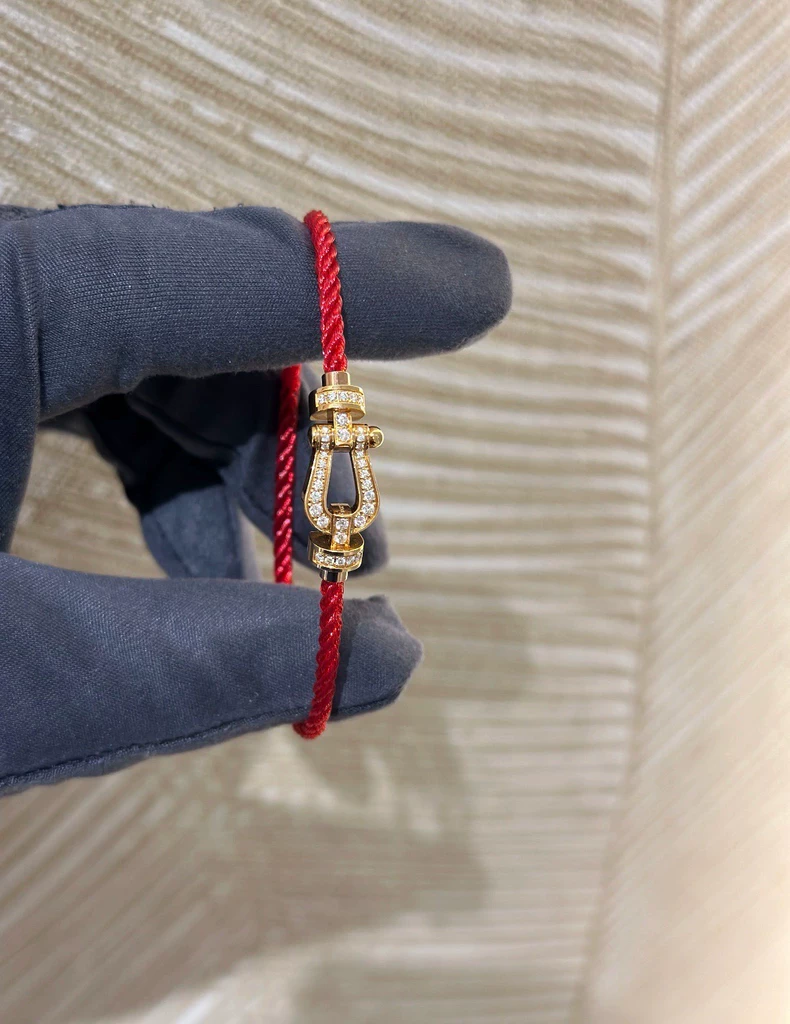 Fred Force 10 Yellow Gold Diamond Horseshoe Clasp Bracelet Medium