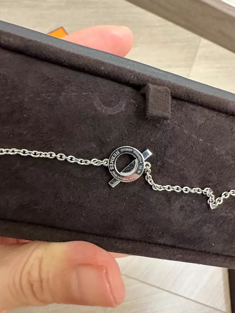 Hermès Small Q Bracelet-2