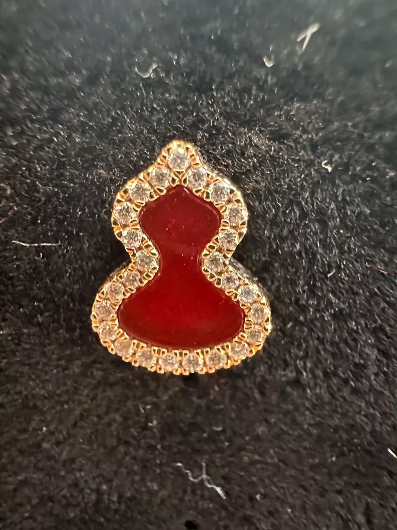 Qeelin Kirin WULU Series Rose Gold Diamond and Red Agate Earrings-2