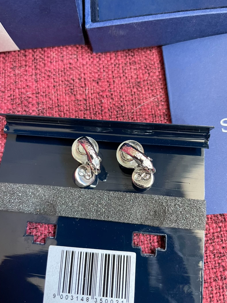 SWAROVSKI Diamond Half Ball Clip Earrings-3