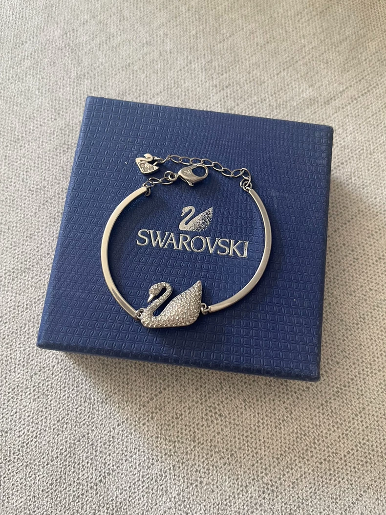 Swarovski Swan Bracelet-3