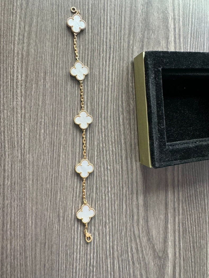 Van Cleef & Arpels VCA four-leaf clover white mother-of-pearl white five-flower bracelet-3
