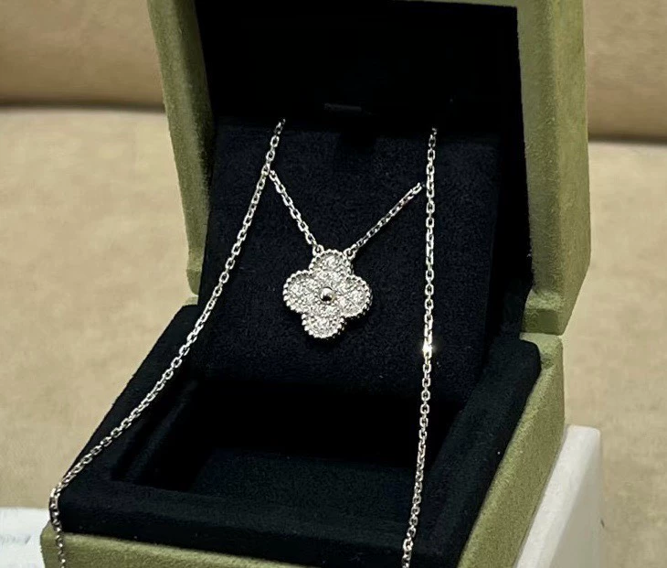 Van Cleef & Arpels white gold diamond four-leaf clover medium necklace