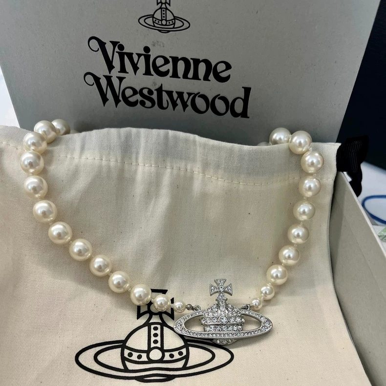 vivienne vivienne saturn pearl necklace
