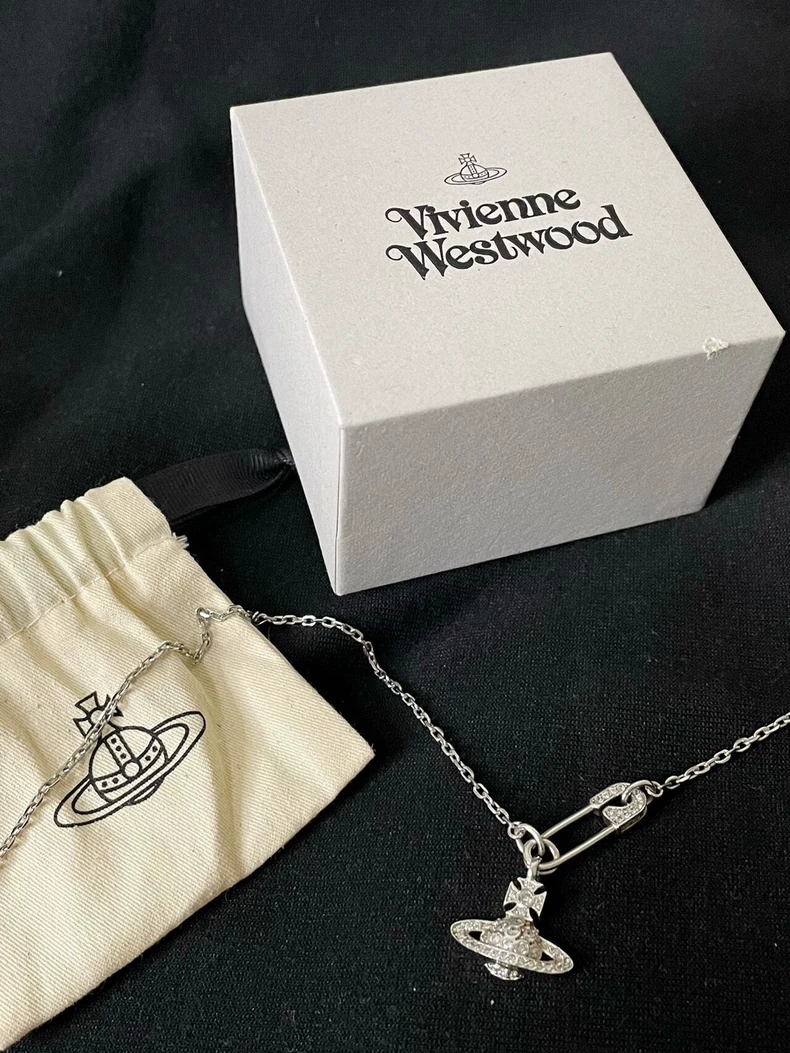 Vivienne Westwood Safety Pin Necklace-2